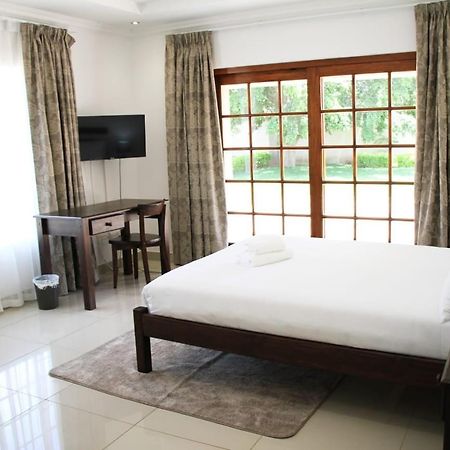 My Home Bed And Breakfast Mogoditshane Εξωτερικό φωτογραφία